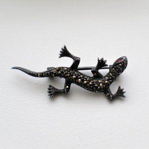 Vintage Designer Sterling Silver 925 Geico Lizard Marcasite Ruby Eyes Pin Brooch